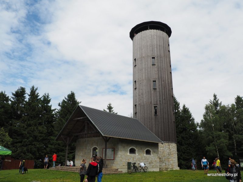 Wieża widokowa na Borówkowej (cz. Rozhledna na Borůvkové hoře)